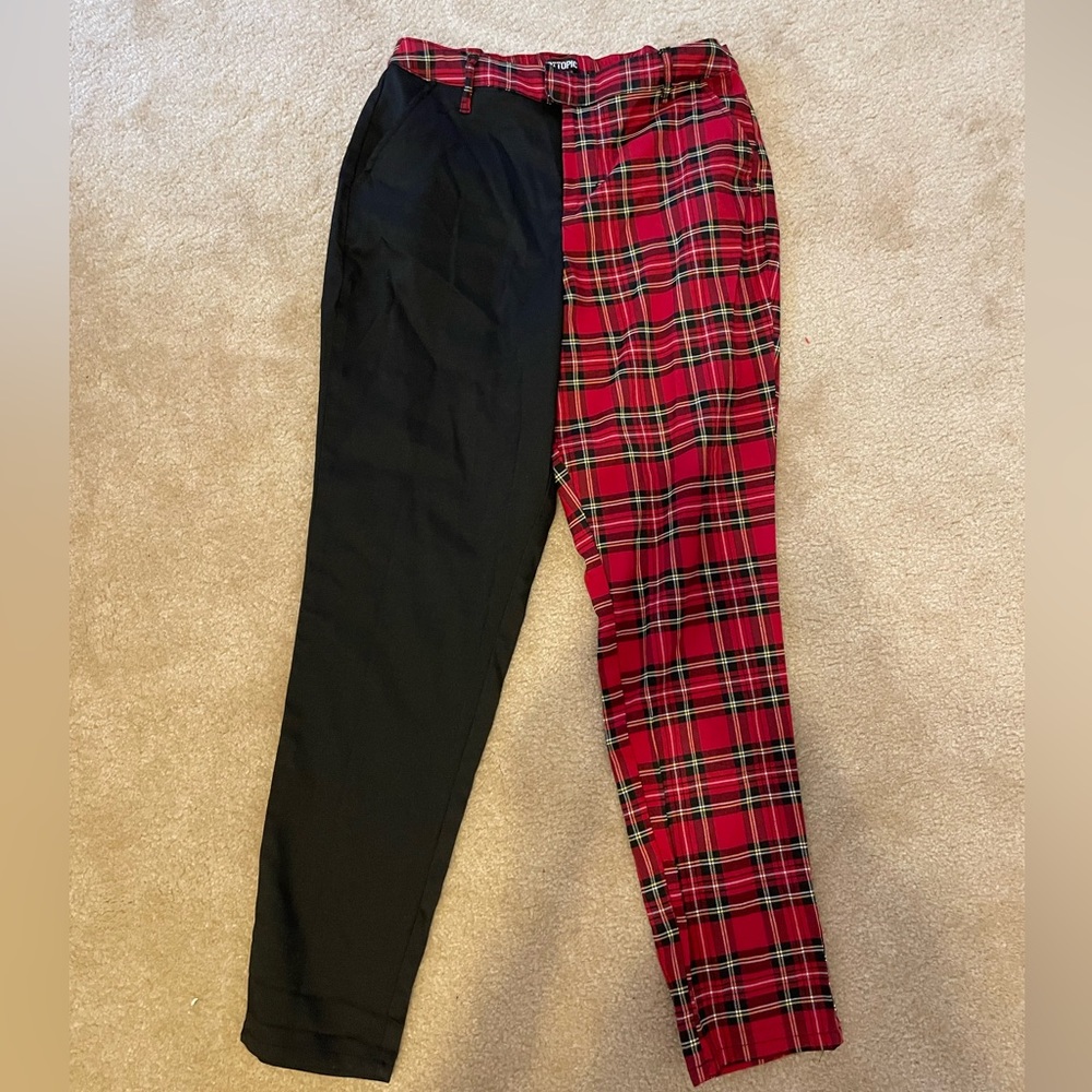 Hot Topic pants size L